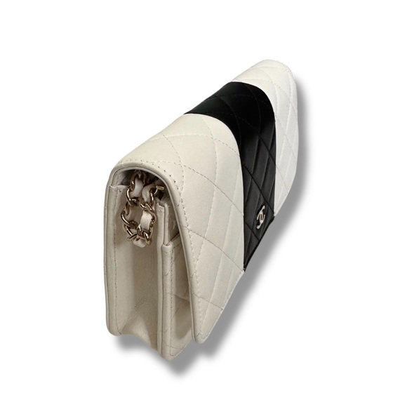 🆕CHANEL Classic Wallet on Chain Color Block Black & Ivory Gold-Tone hardware NIB - Picture 7 of 16